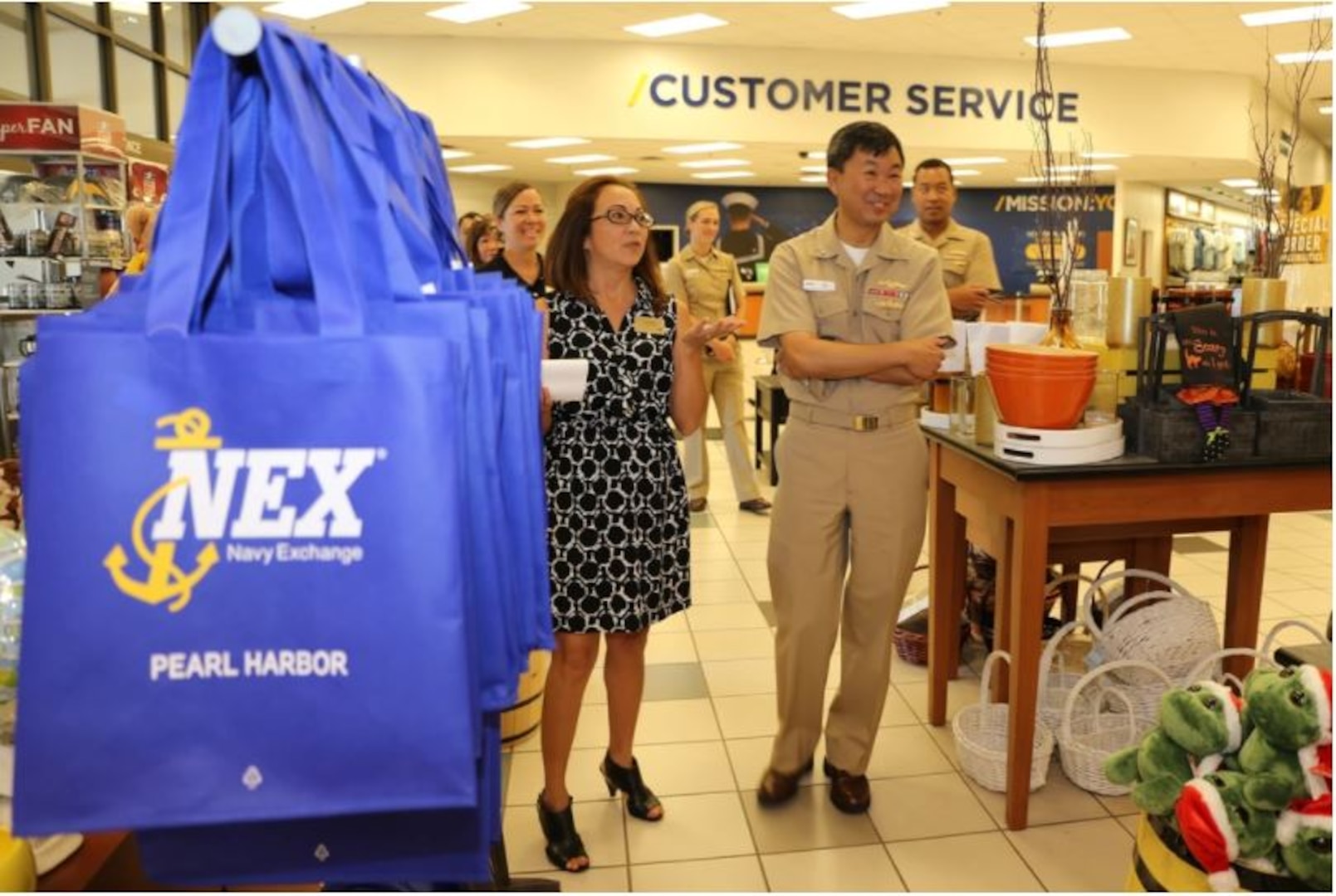 In an effort to meet service members and their families where they conduct their day to day lives, Naval Health Clinic Hawaii (NHCH), Tripler Army Medical Center, and the American Red Cross joined together to bring the COVID-19 vaccine to the Navy Exchange (NEX) at Pearl Harbor, Hawaii.