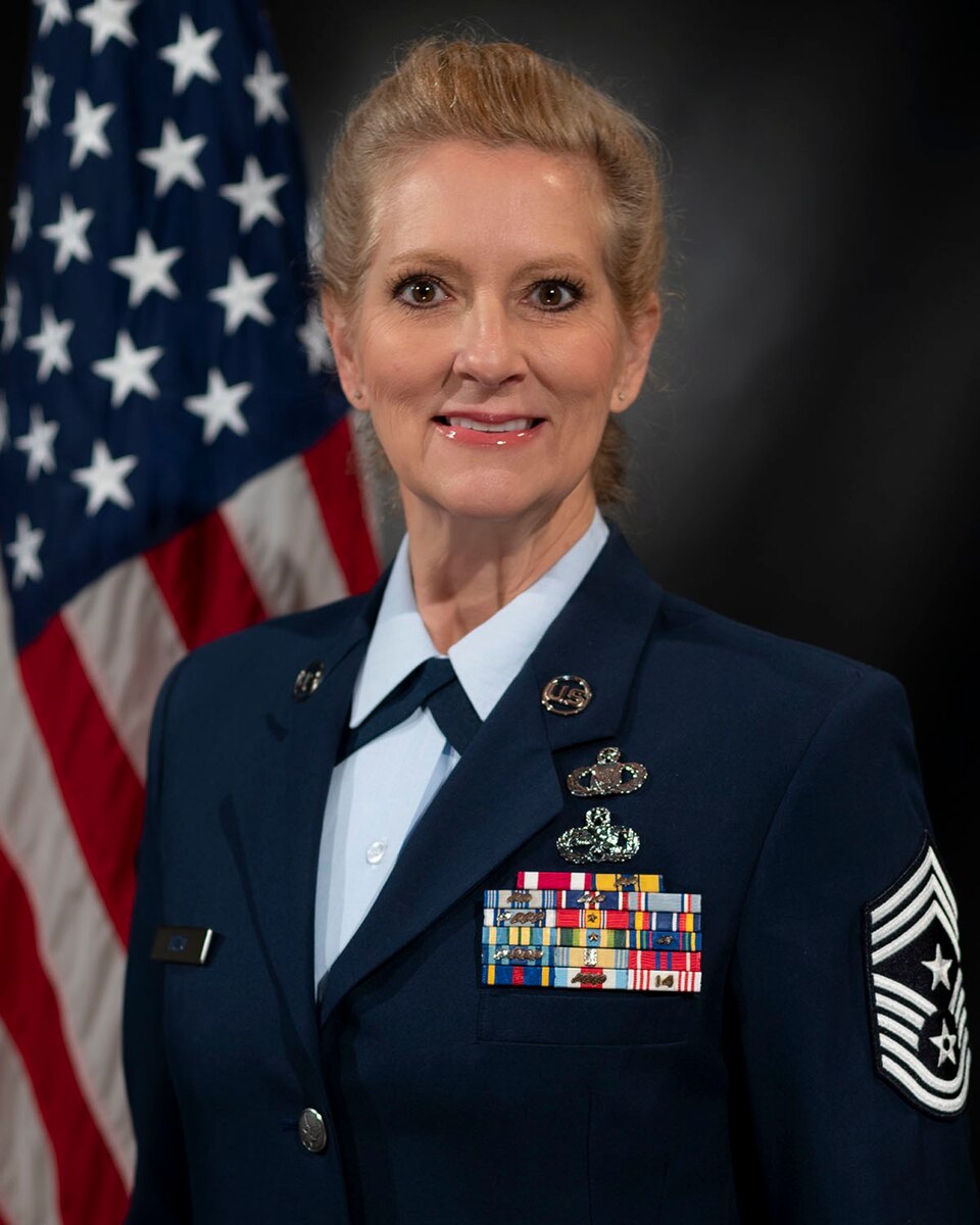 Official portrait of Chief Master Sergeant Christina S. Rizzo, Command Chief Master Sgt. of the 126th Air Refueling Wing.