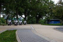 Veterans arrive prior to an Honor Flight performance by the Silent Drill Platoon at the Marine Corps War Memorial, Arlington, Va., Aug. 18, 2021.