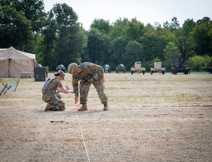 Soldiers make field hospitals possible