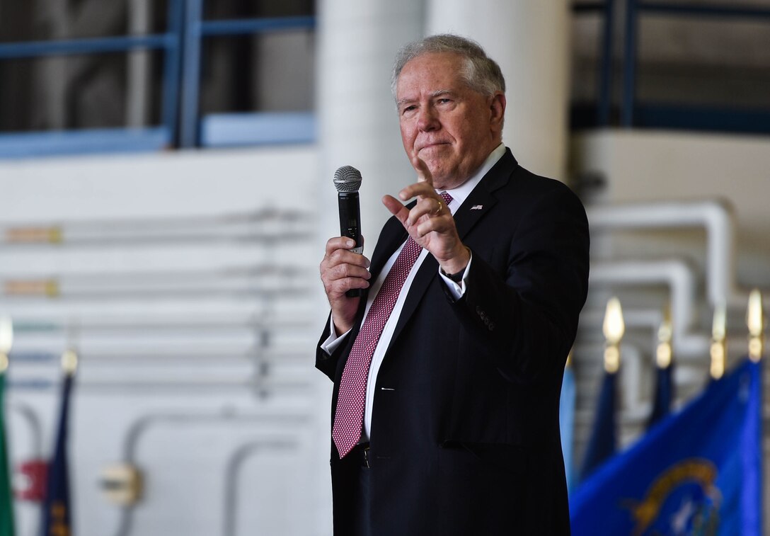 Photo from story: SECAF visits PACAF, emphasizes 'one team, one fight'