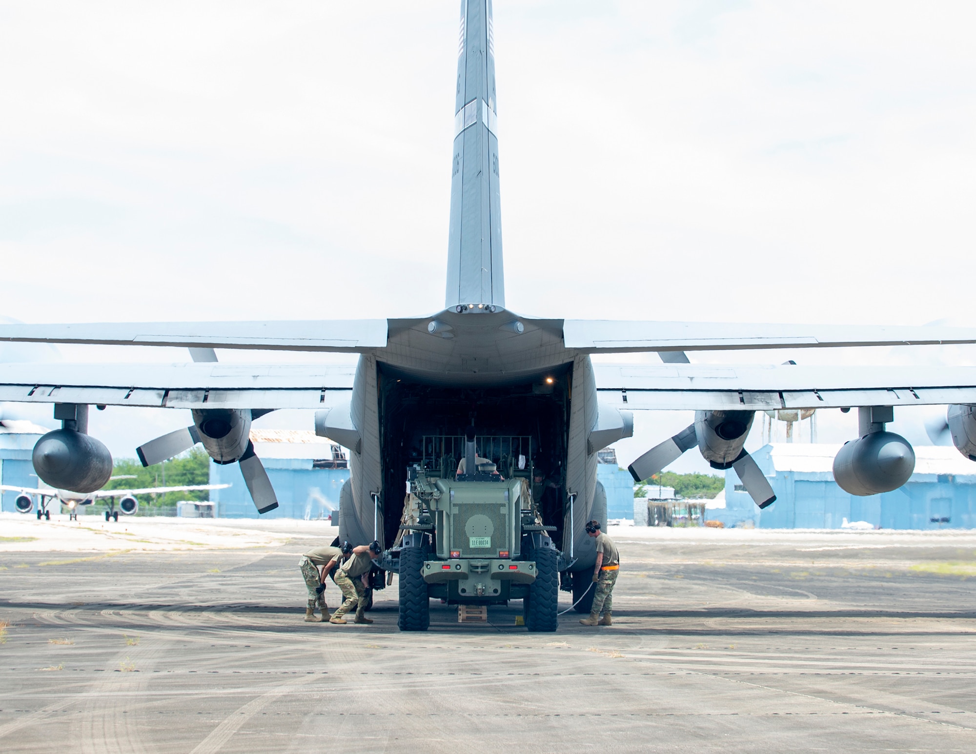 Cold weather gear do's and don'ts > 302nd Airlift Wing > Article Display