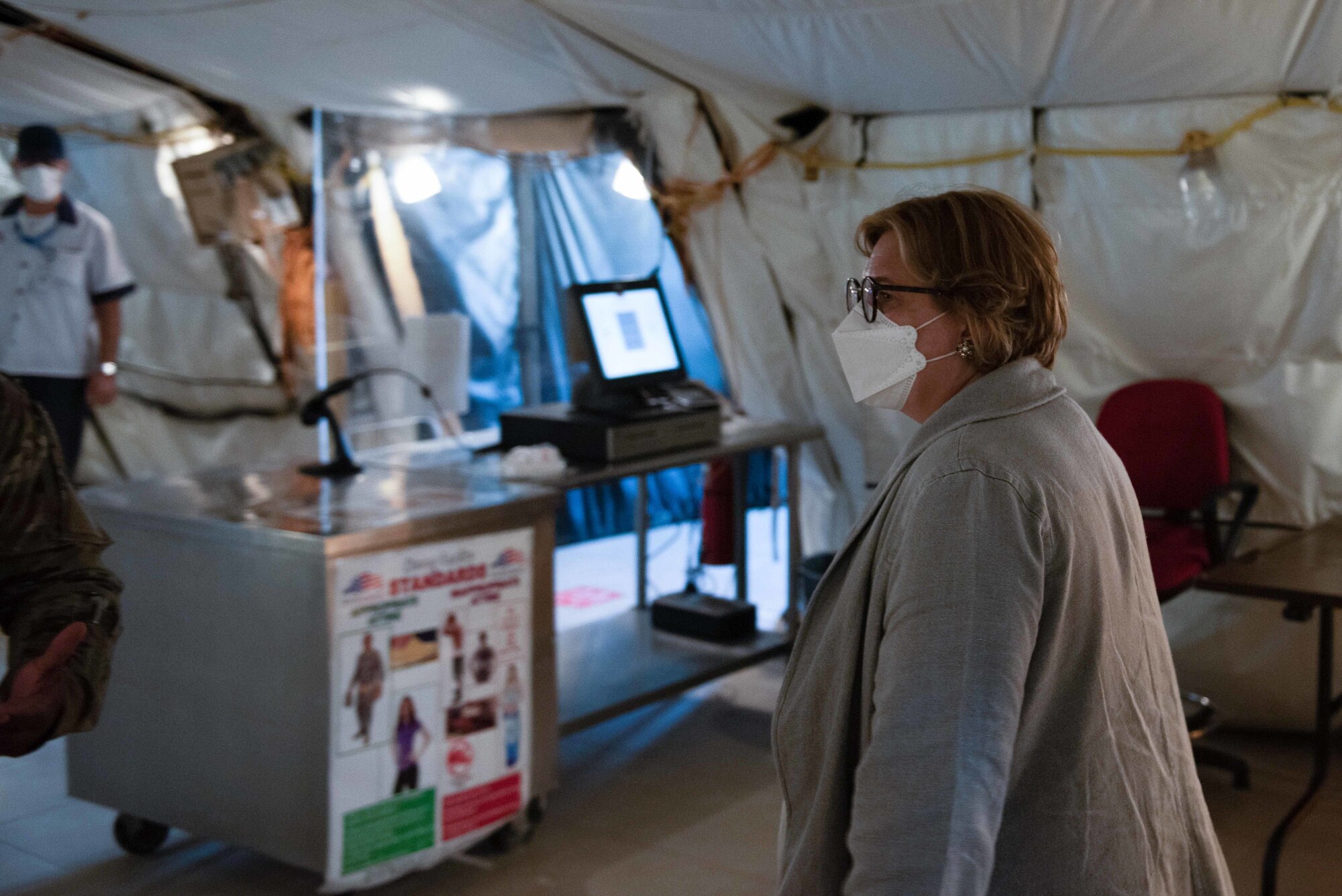 consulate speaks to people