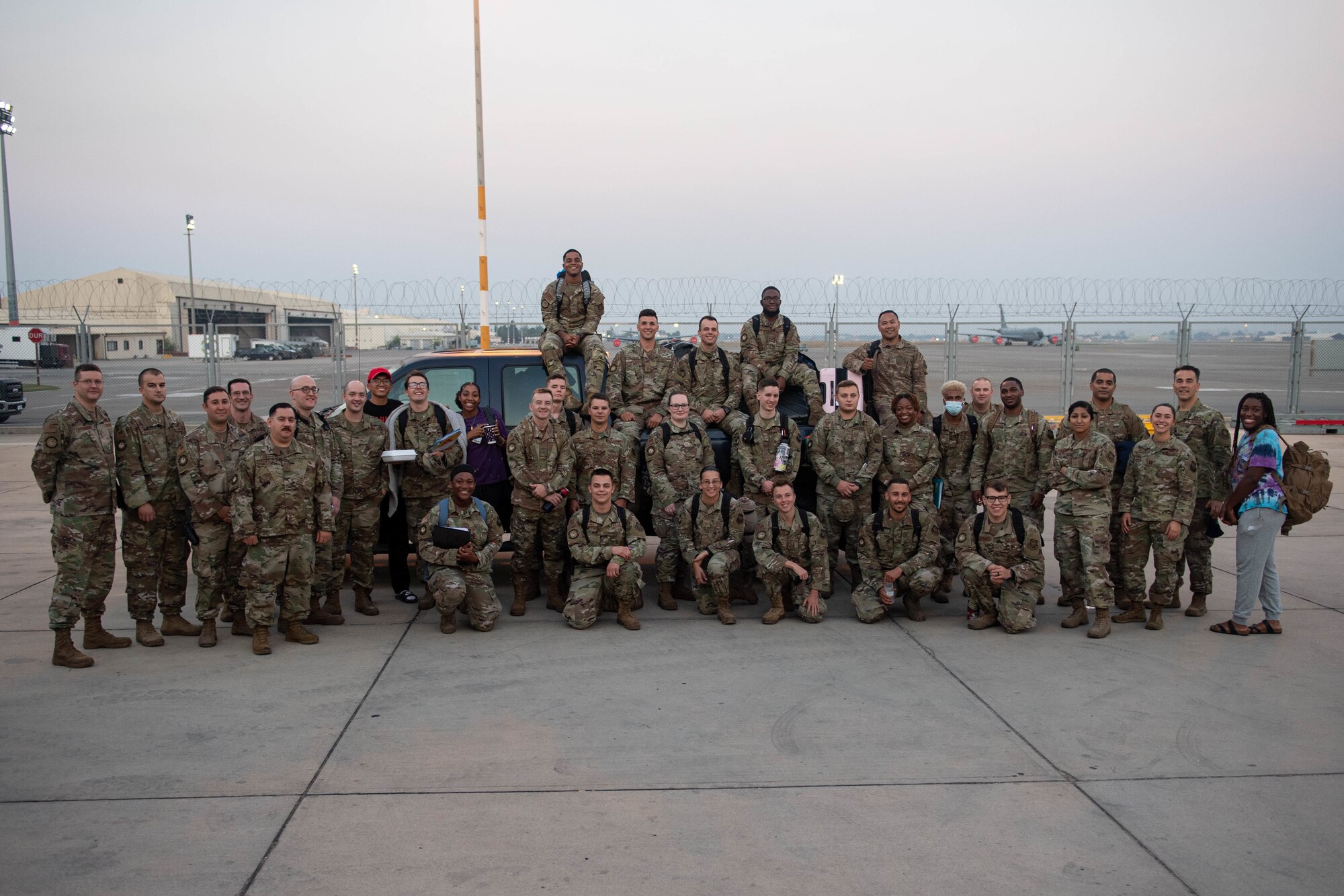 Airmen deploying on aircraft