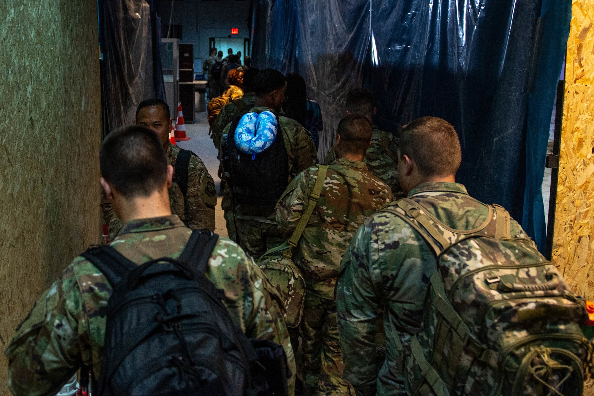 Airmen deploying on aircraft