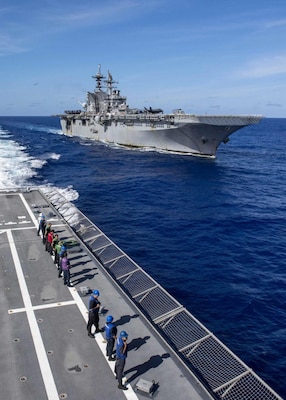 Fueling At Sea between USS Charleston (LCS 18) and USS America (LHA 6)