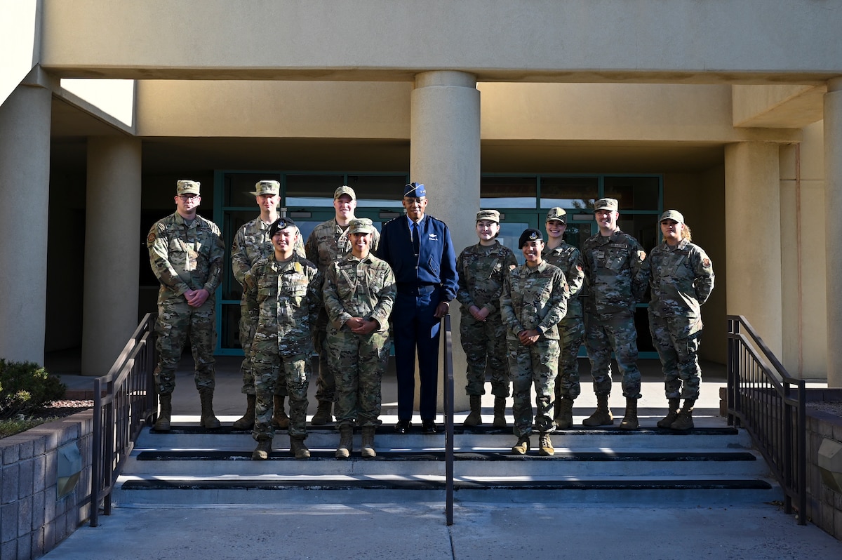 CSAF Visits Team Kirtland