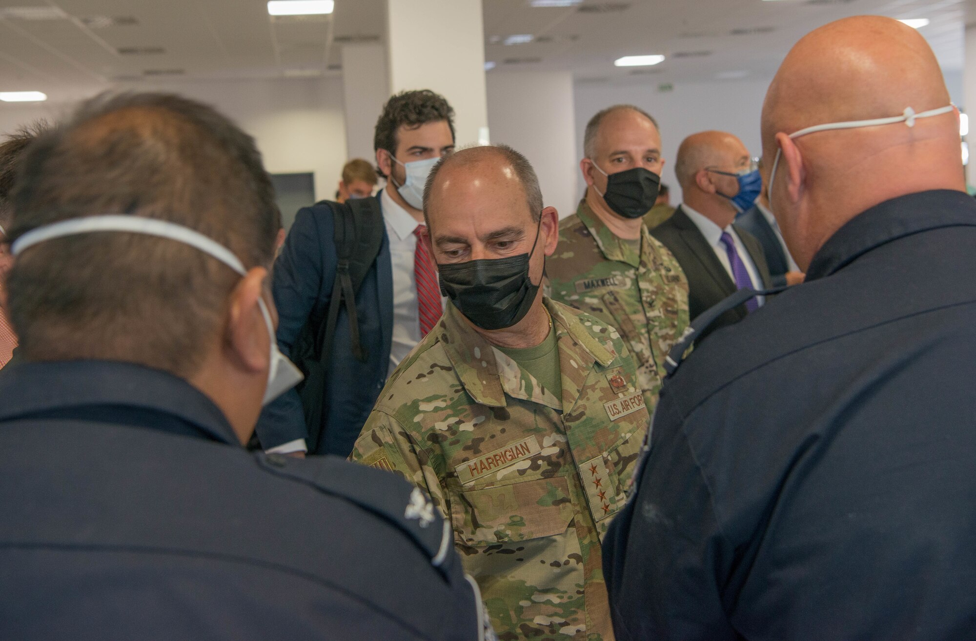 General speaks with border patrol and customs officials.