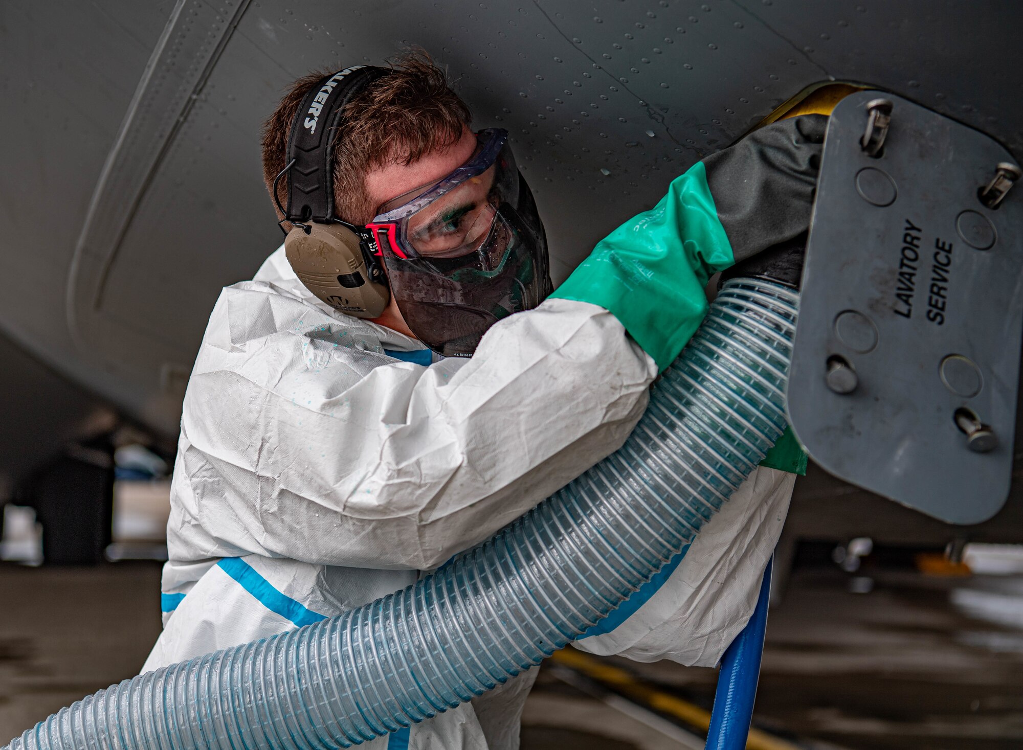 Airman services aircraft.