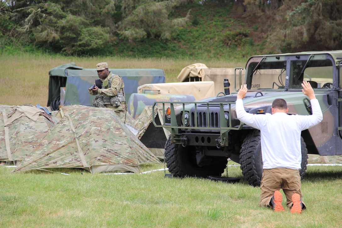 Soldiers helping Soldiers fill their warrior toolbox