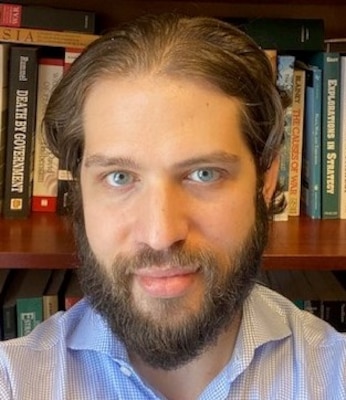 Lischin, Mr. Luke