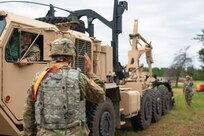 Transporters train through CSTX