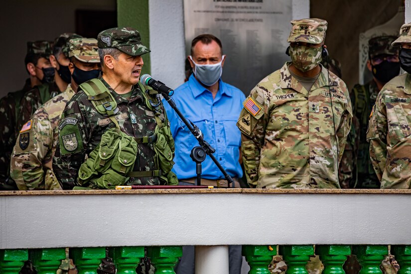 Southwest Army Commander, Gen. Tomás Miguel Miné Ribeiro Paiva, speaks during the opening ceremony of Southern Vanguard 22 at 5th Light Infantry Battalion in Lorena, Brazil, Dec. 6, 2021. Southern Vanguard 22 was planned as a 10-day air assault operation and was the largest deployment of a U.S. Army unit to train with the Brazilian army forces in Brazil. (U.S Army photo by Pfc. Joshua Taeckens)