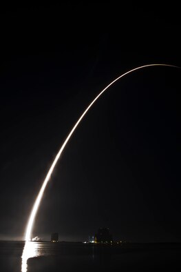 An Atlas V rocket blasts off from Space Launch Complex-41 at Cape Canaveral Space Force Station, Fla., Dec. 7, 2021, carrying the Department of Defense’s Space Test Program Satellite 6, or STPSat-6. The primary operational payload is the Space and Atmospheric Burst Reporting System, better known as SABRS, which is designed to complement nuclear detonation detectors aboard GPS spacecraft.  (Photo courtesy of Carleton Bailie, SpaceLine News)