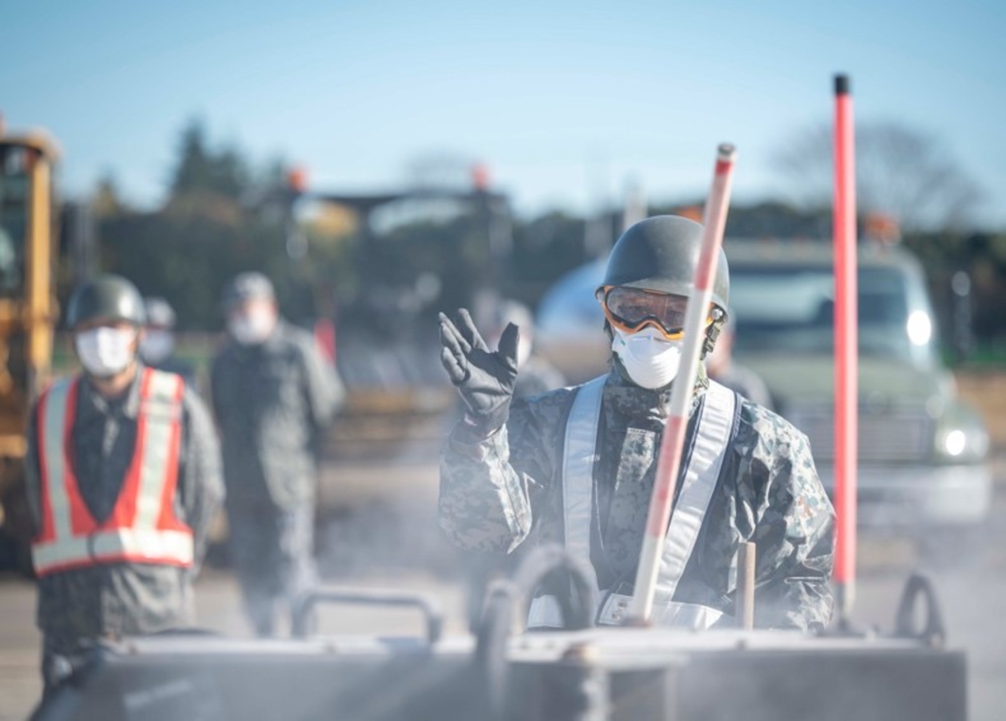 U.S., Koku-Jieitai engineers practice rapid runway repair at Yokota