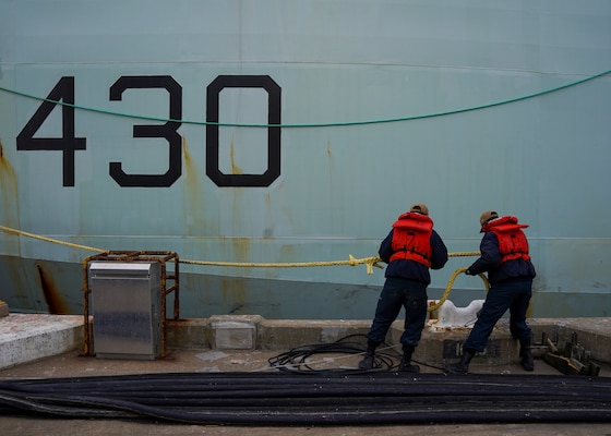 The Royal Canadian Navy’s first Arctic and Offshore Patrol Ship HMCS Harry DeWolf (AOPS 430) pulls into Naval Station Norfolk, Dec. 9.