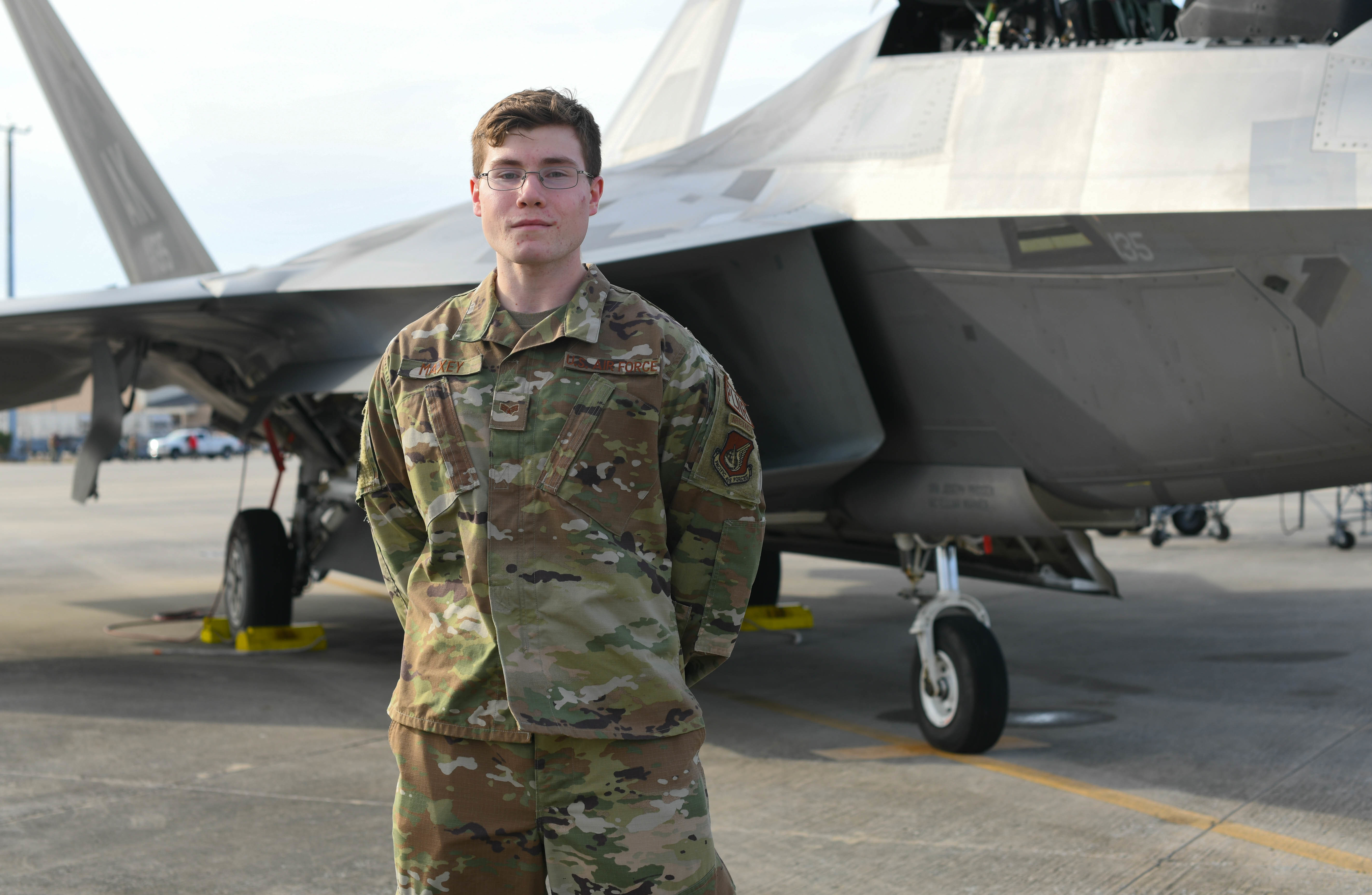 supporting-checkered-flag