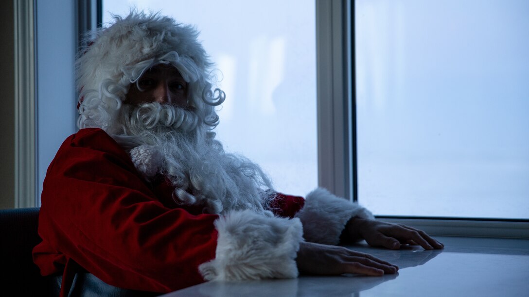 “Alaska Marines” deliver toys across northwestern Alaska
