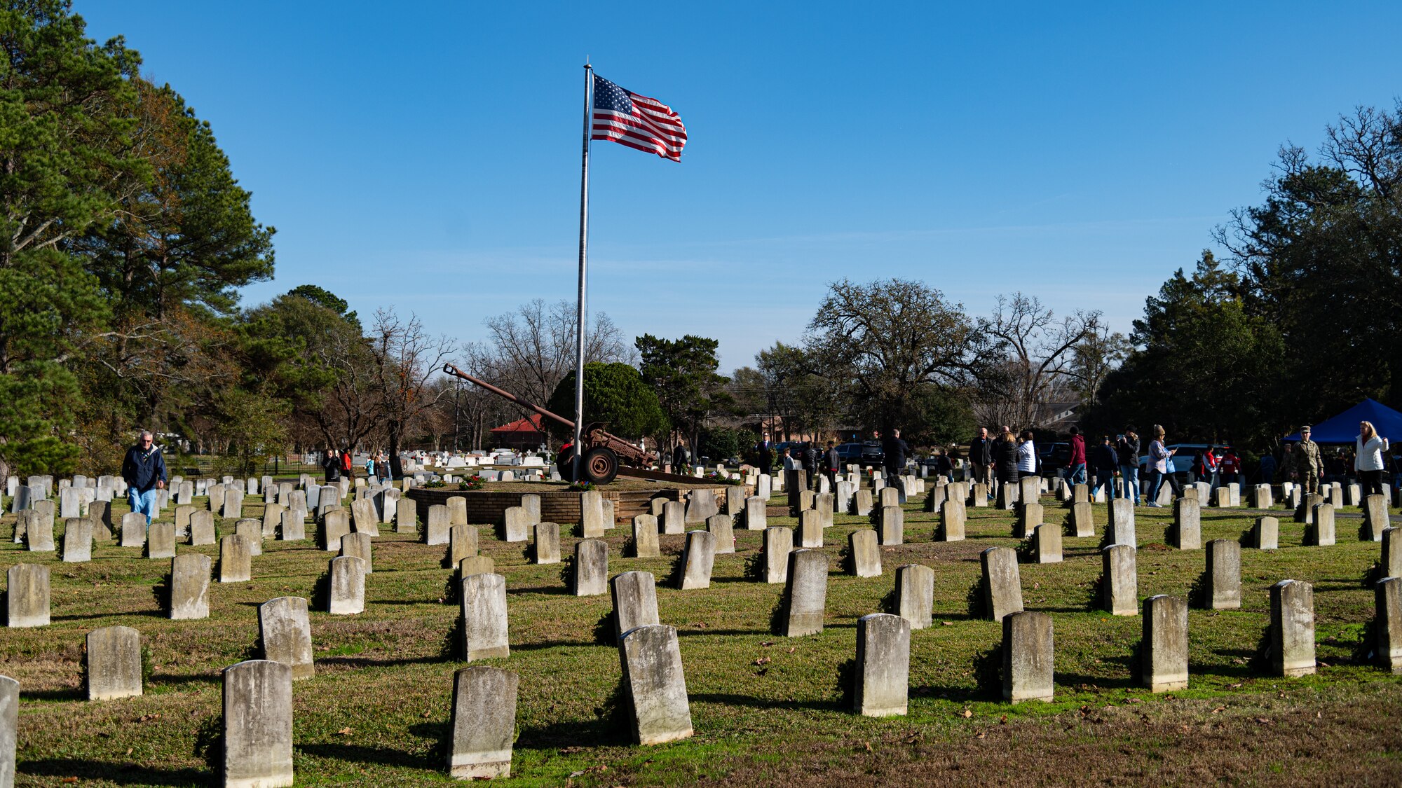 Barksdale Airmen, local community leaders and retired veterans gather at Green Wood Cemetery for the National Wreaths Across America ceremony in Bossier City, Louisiana, Dec. 19, 2021.