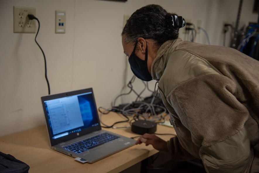 woman working on computer