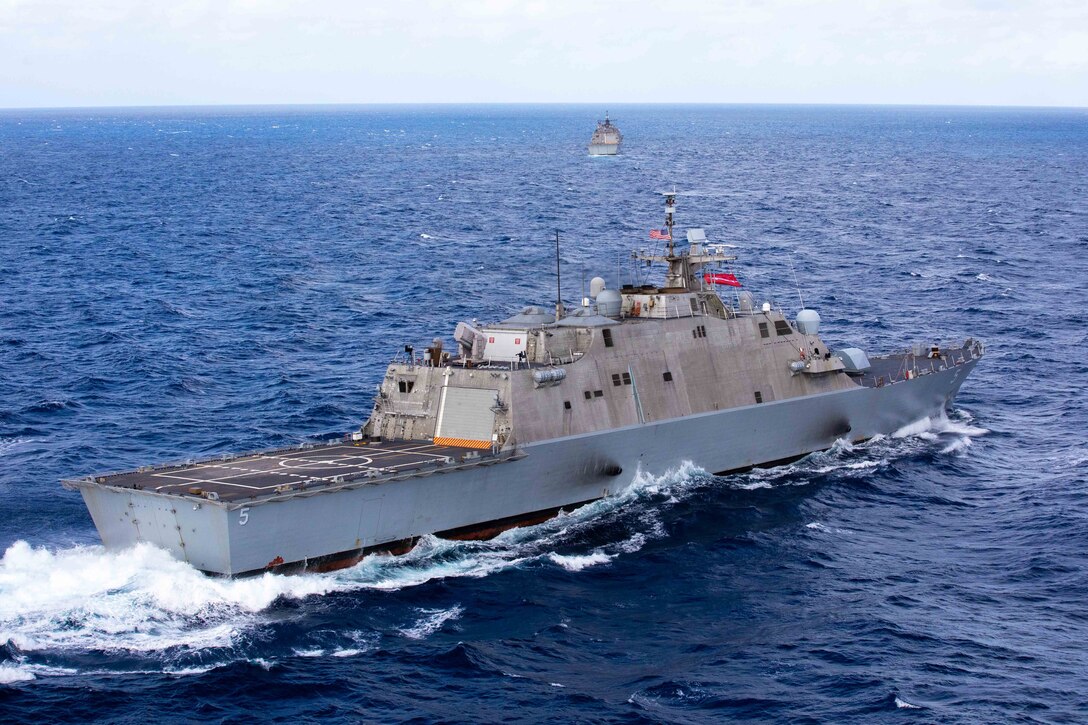 USS Milwaukee (LCS 5) transits the Atlantic Ocean.