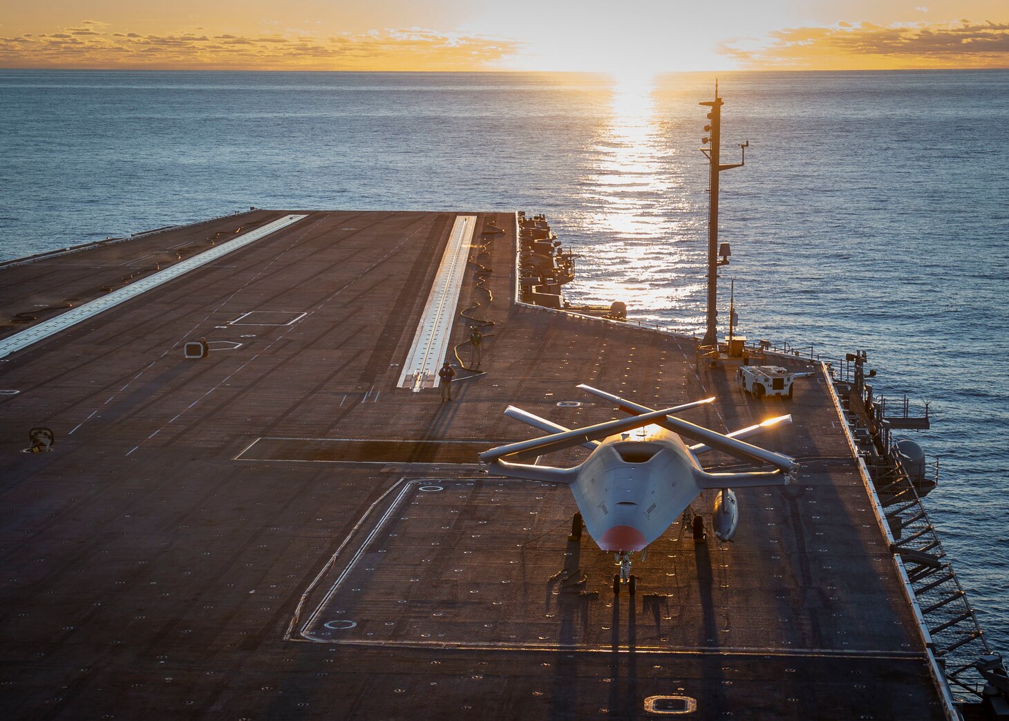 A Boeing unmanned MQ-25 aircraft sits on the flight deck aboard the aircraft carrier USS George H.W. Bush (CVN 77).