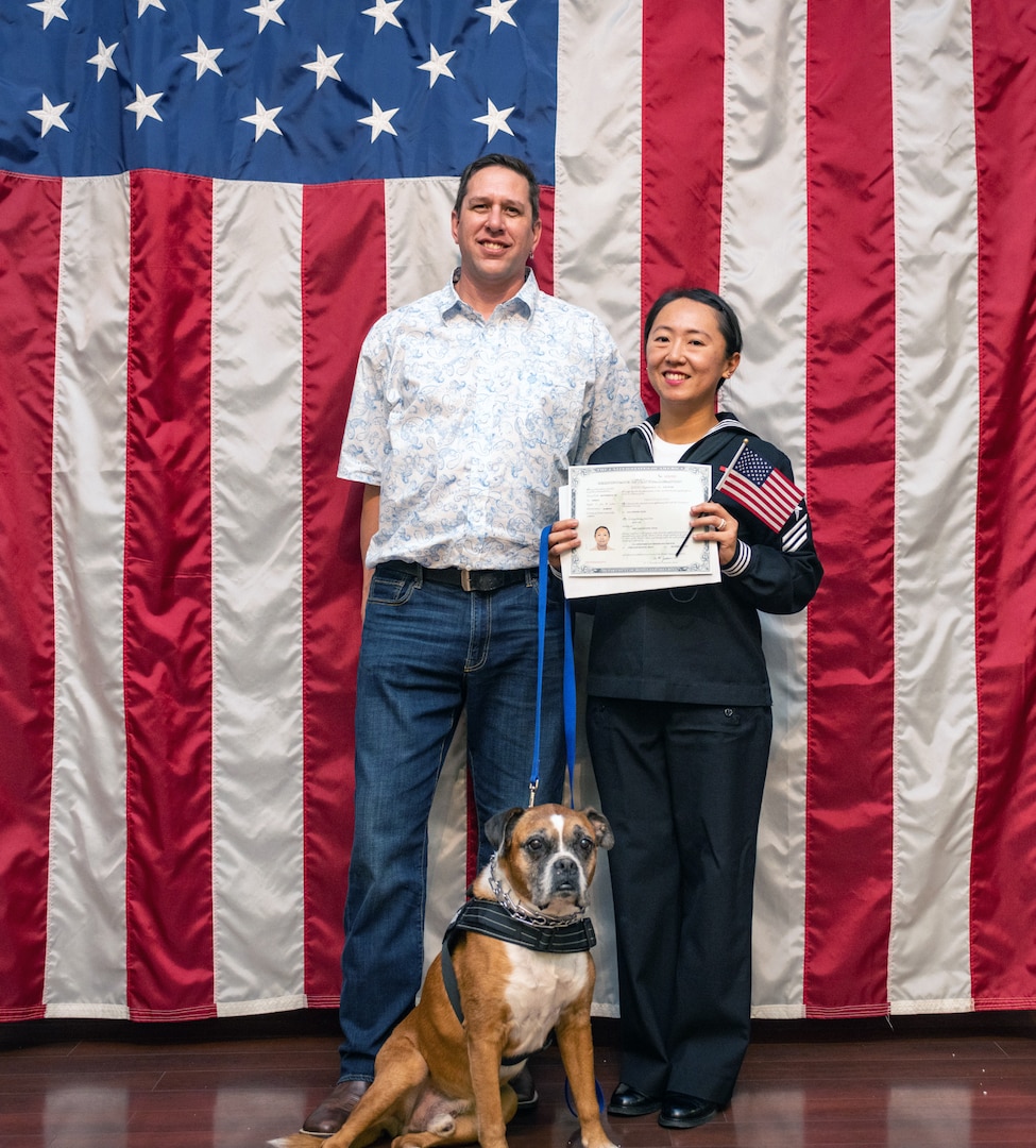 Military Family Readiness Center helps DOD members become U.S. citizens