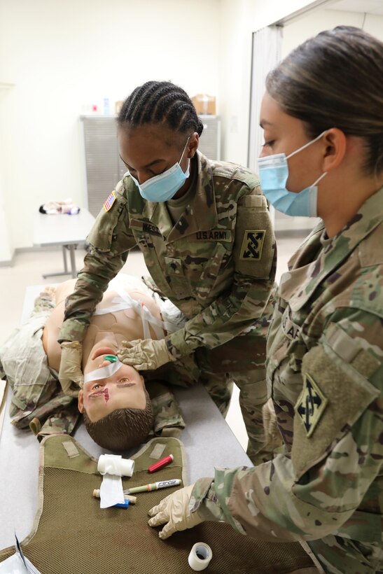 Combat lifesaver course at Fort McCoy