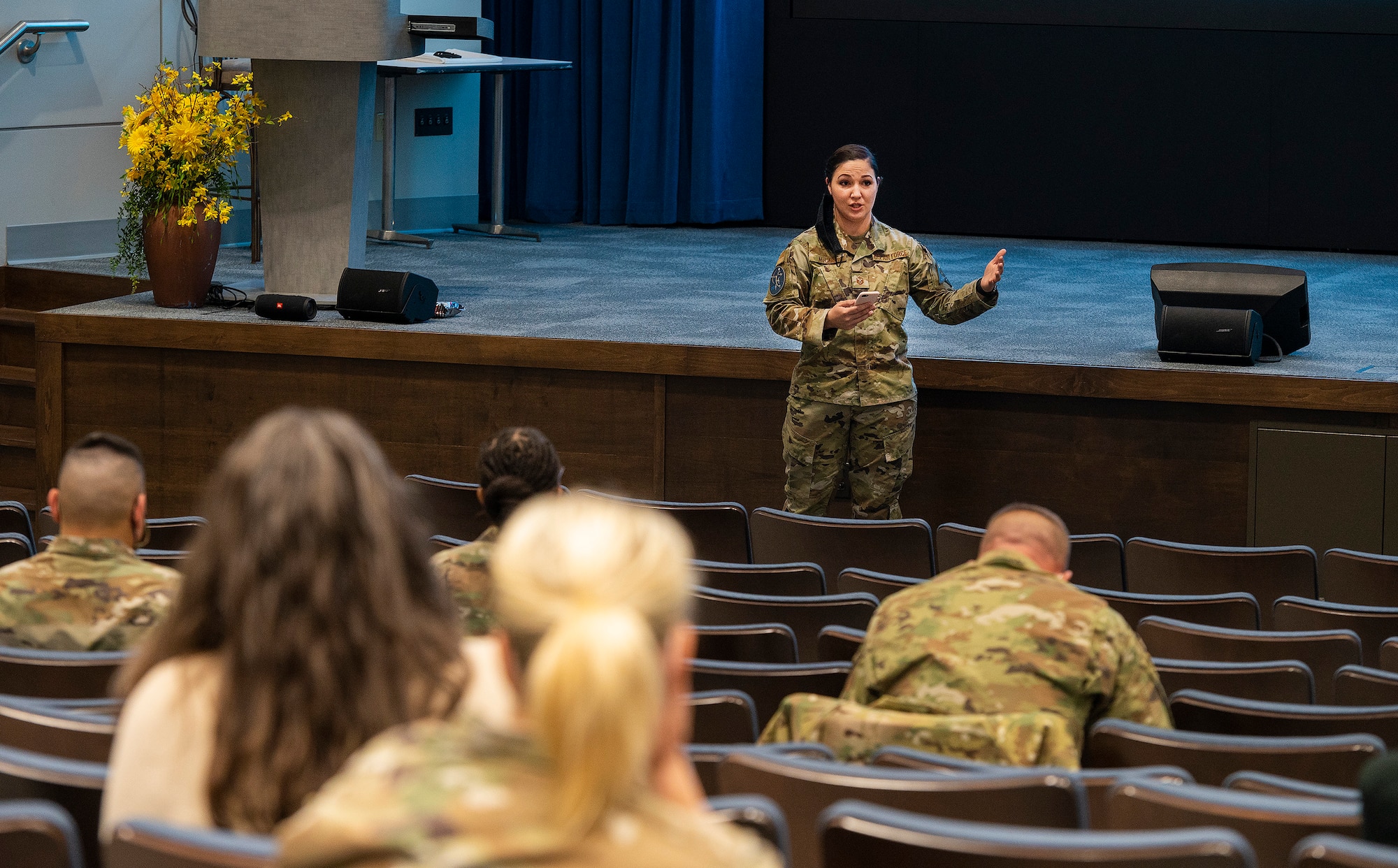 Master Sgt. Karla McCool, 73rd Intelligence, 
Surveillance and Reconnaissance 
Squadron first sergeant, shares anonymous 
comments with Leadercast audience members
Nov. 30 in Air Force Institute of 
Technology’s Kenney Hall at Wright-
Patterson Air Force Base. (U.S. Air Force 
photo by R.J. Oriez)