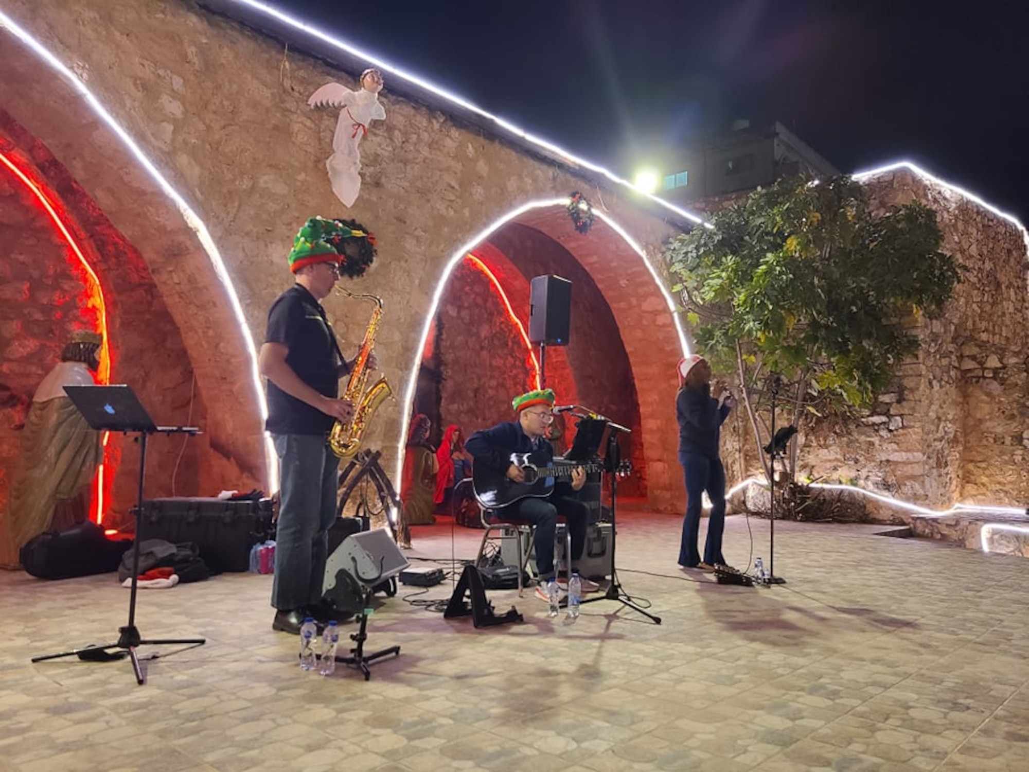 Members of the U.S. Air Forces Central Band
perform a holiday concert