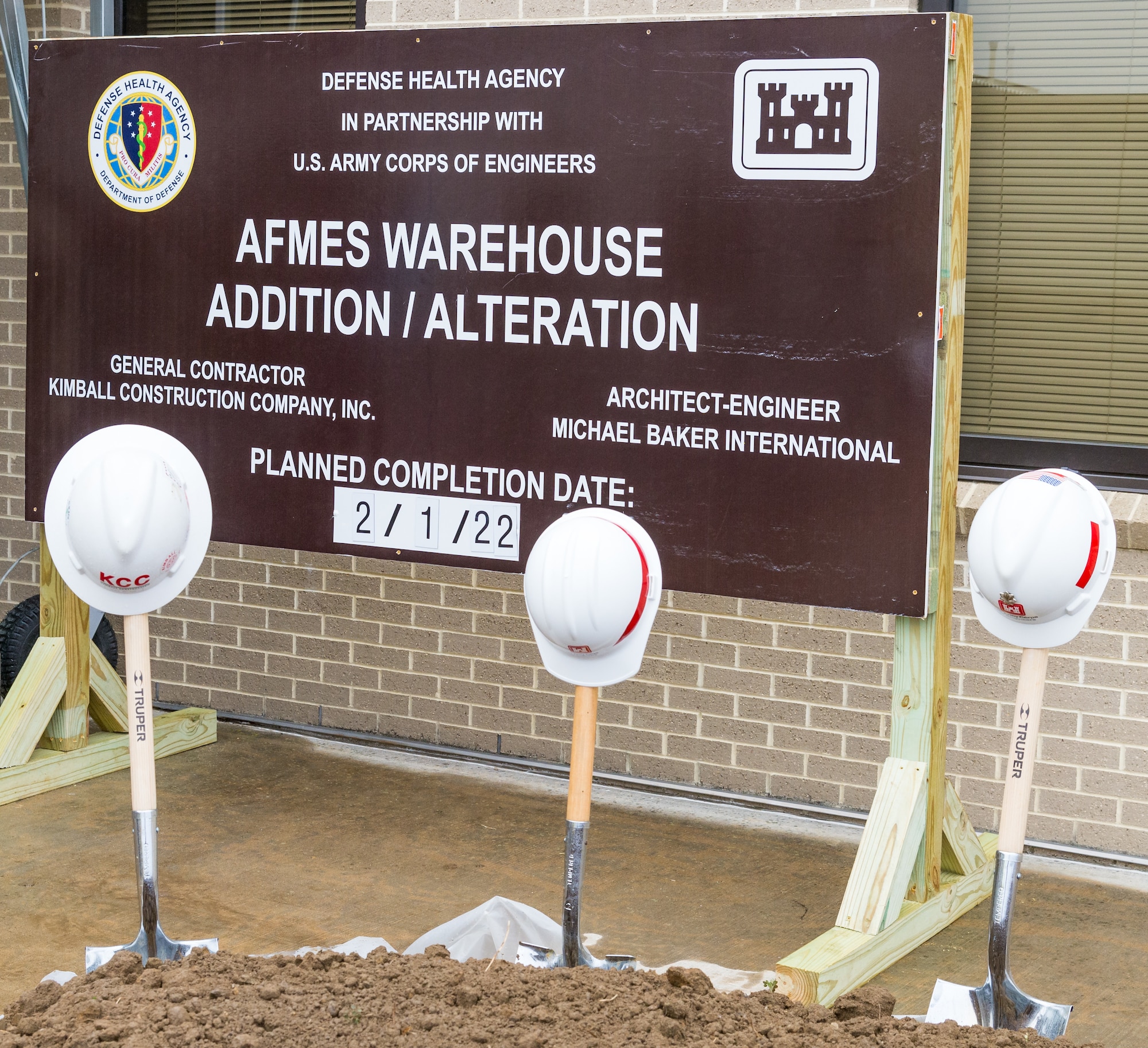 The Armed Forces Medical Examiner System held a groundbreaking ceremony for a warehouse addition and alteration to the existing AFMES building at Dover Air Force Base, Delaware, Jan. 26, 2021. The 2,500-square-foot warehouse addition will increase AFMES’ storage capabilities and the renovation of the existing 3,300-square-foot logistics general storage warehouse will offer increased functionality. (U.S. Air Force photo by Roland Balik)