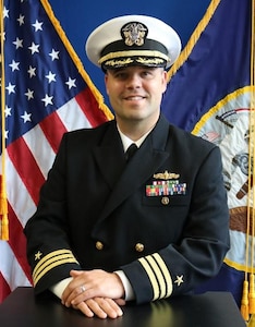 Studio portrait of Cmdr. Scott Jones