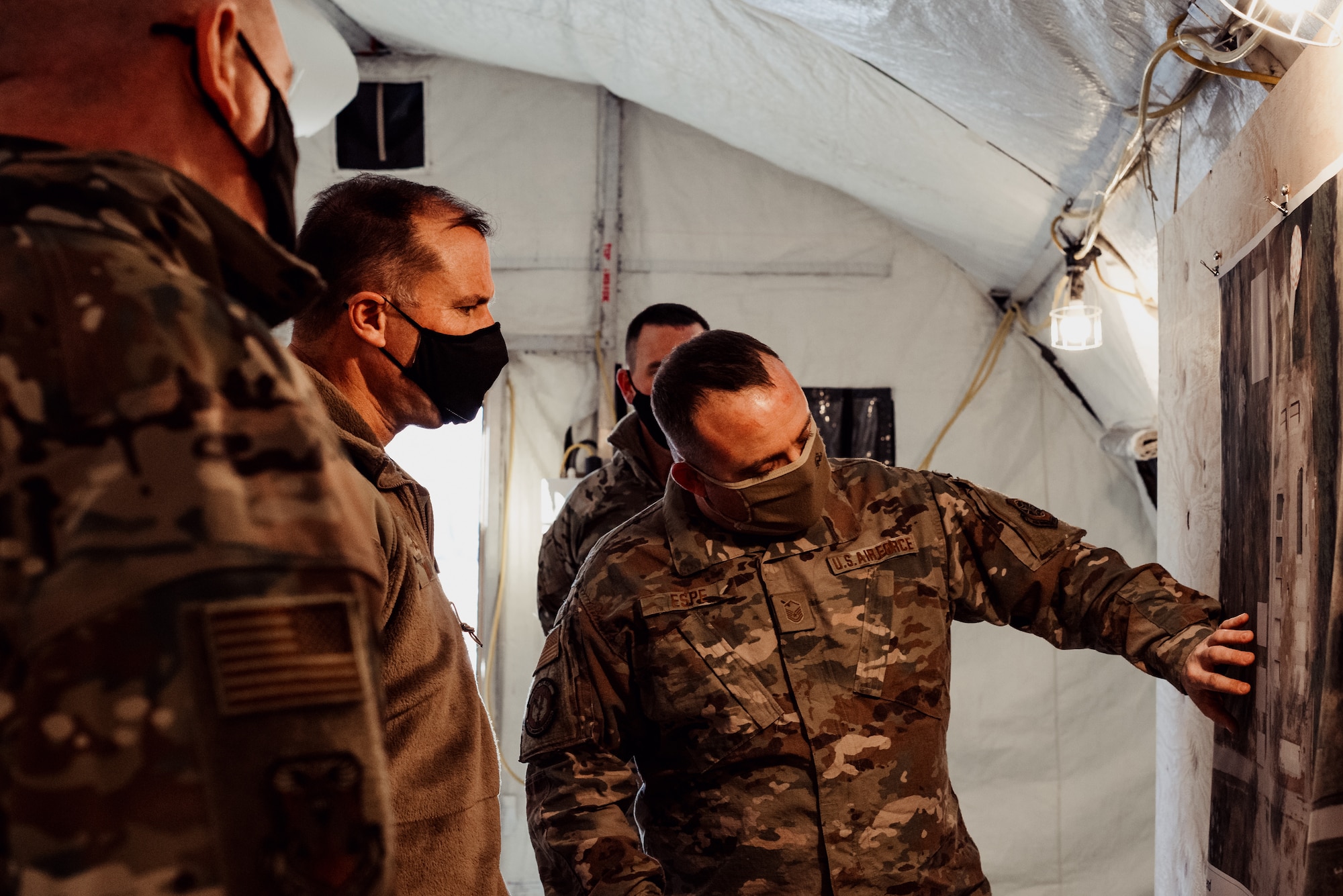 Man talks to Airmen