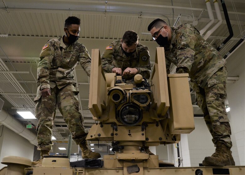 JBLM Airmen train Soldiers during first Air Force-instructed CROWS trainer course on base