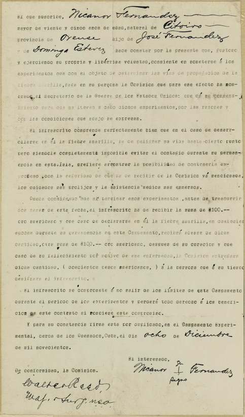 An old, typed letter in Spanish with some handwriting on it.