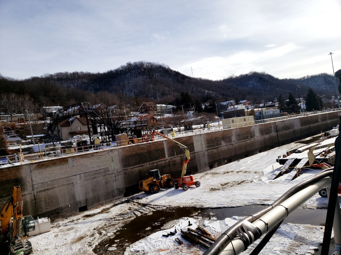 The U.S. Army corps of Engineers, St. Paul District performs maintenance and repairs at Lock and Dam 4 in Alma, Wisconsin.