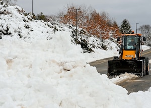 Heavy snow impacts Hanscom, region