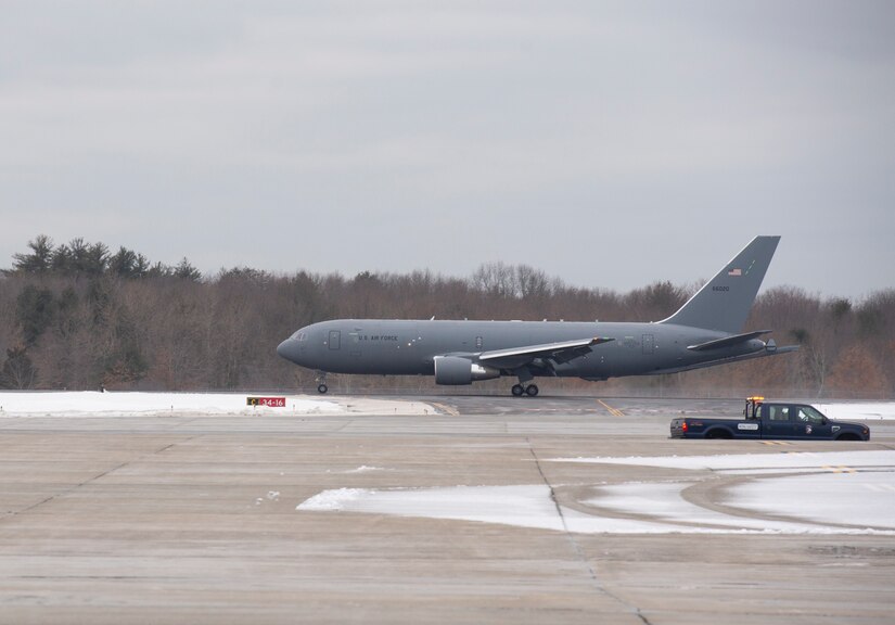 Arrival makes dozen planes for Pease > New Hampshire National Guard