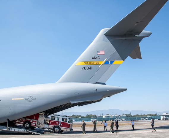 Reservists Deliver Critical Firefighting Gear to Central America