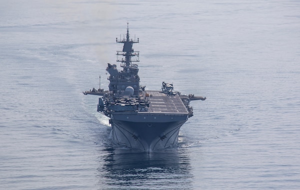 The amphibious assault ship USS Makin Island (LHD 8) transits the Strait of Hormuz.
