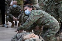 U.S. Army Civil Affairs, Medics Teach Combat Lifesaver Course to Romanian Land Forces