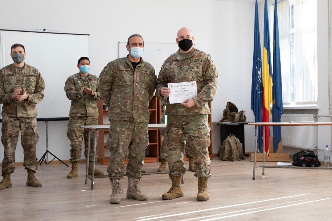 U.S. Army Civil Affairs, Medics Teach Combat Lifesaver Course to Romanian Land Forces