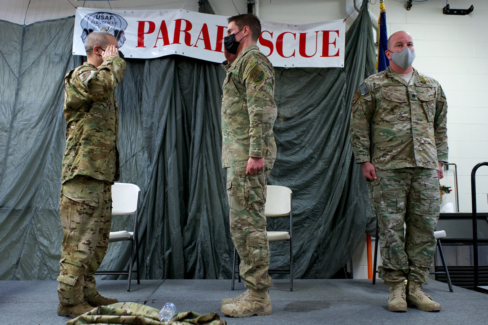 212th Rescue Squadron marks change of command with unique Alaska backdrop