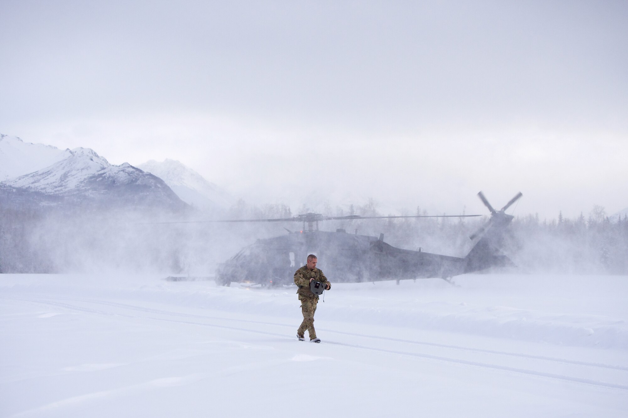 212th Rescue Squadron marks change of command with unique Alaska backdrop