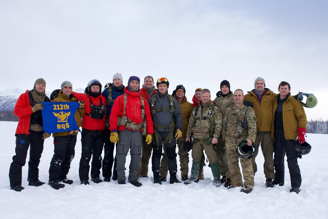 212th Rescue Squadron marks change of command with unique Alaska backdrop