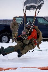 212th Rescue Squadron marks change of command with unique Alaska backdrop