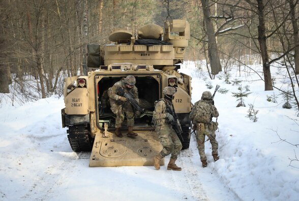 Lithuanian Dragoons demonstrates unconventional warfare on U.S.