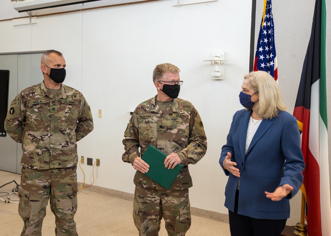 Ambassador praises Army Reserve medical Soldiers