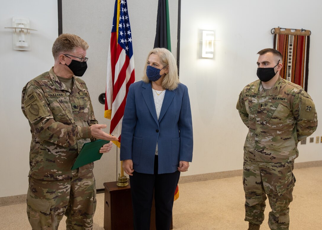 Ambassador praises Army Reserve medical Soldiers