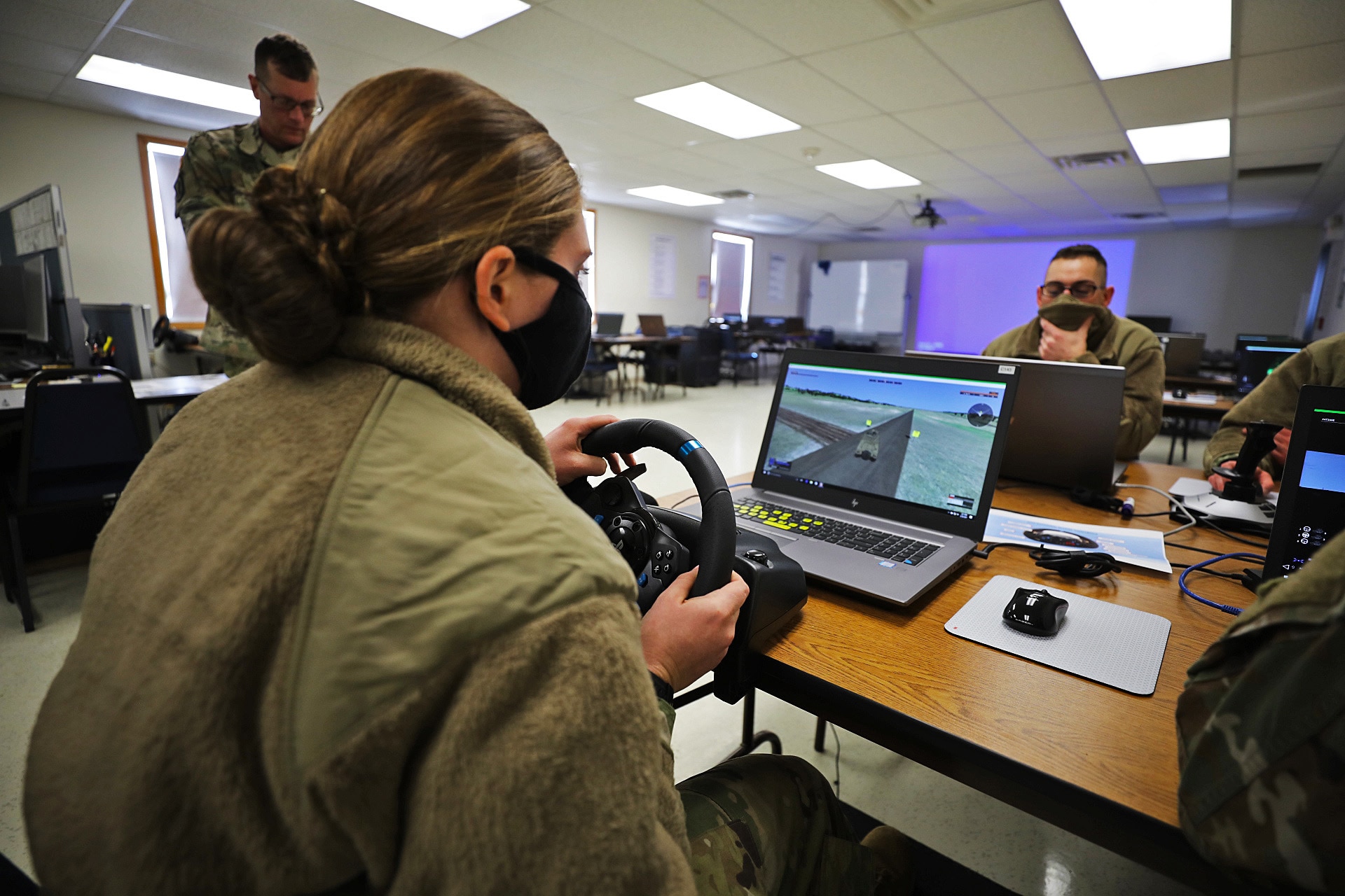 Soldiers hone skills in virtual sandbox